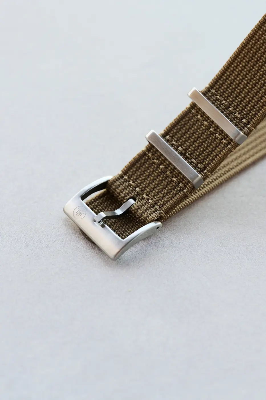 Premium Ribbed Fabric Watch Strap - Mocha - Image 2