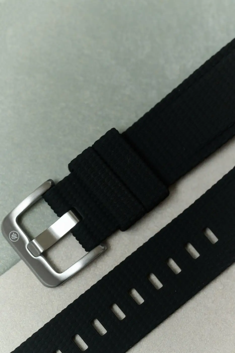 Curved Lug Kauçuk Kayış - Siyah - Image 6