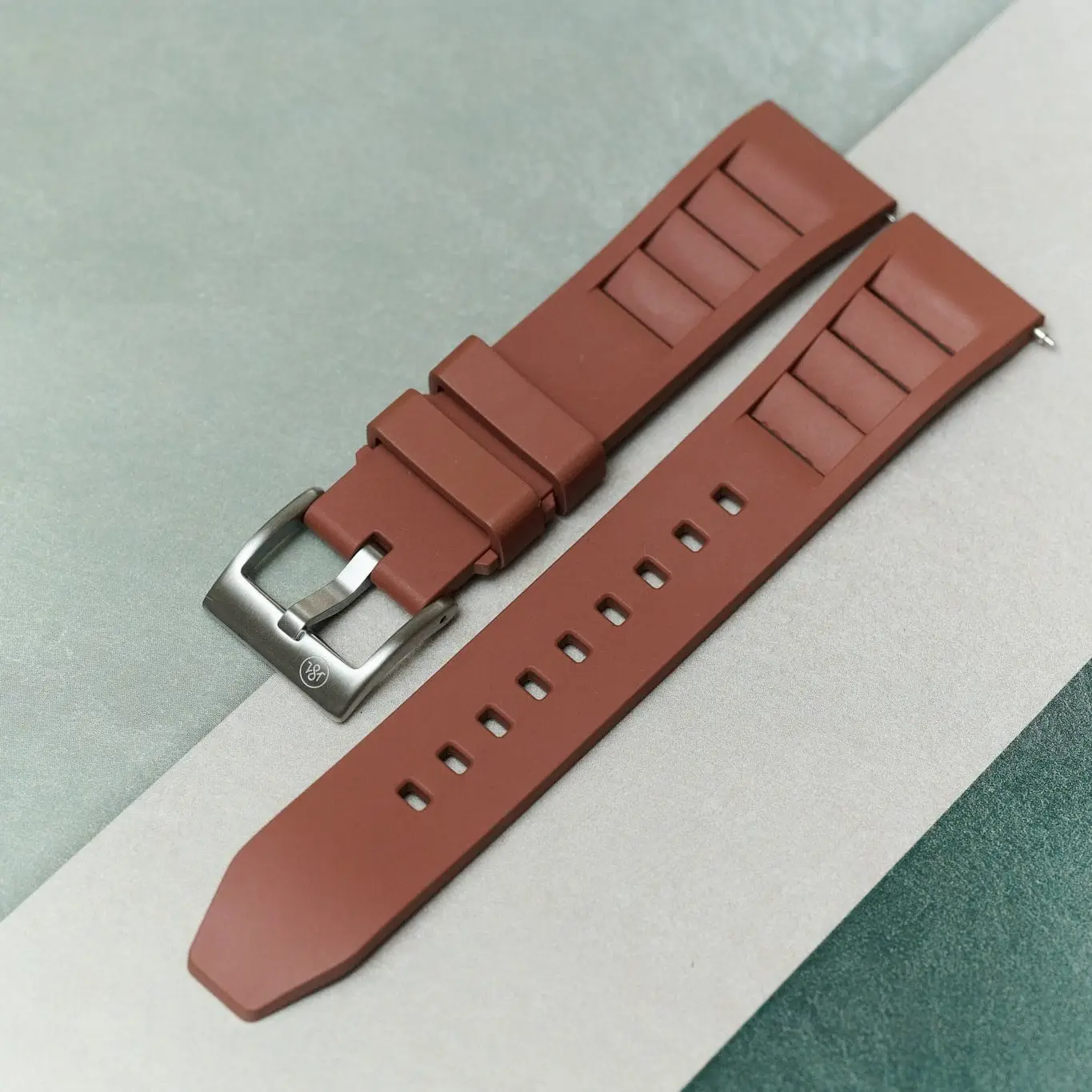 Premium 'Soft Touch' Vented Kauçuk Straps - Image 34
