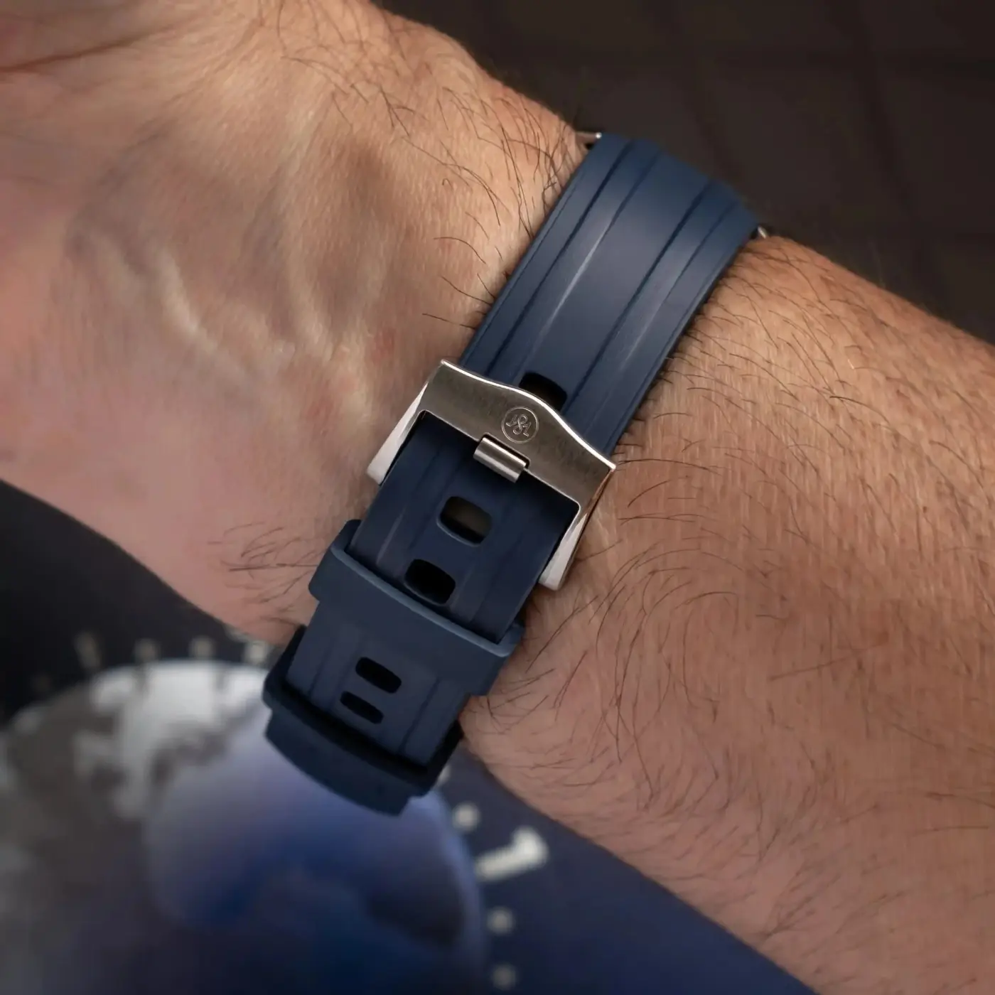 Omega Seamaster 300 Classic Rubber Strap - Navy Blue - Image 4