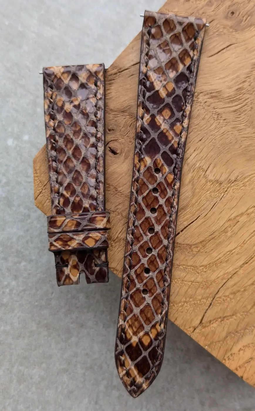 Embossed Piton Saat Kayışı - Tobacco - Image 3
