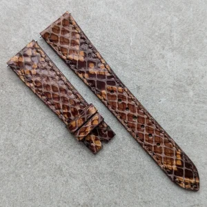 Embossed Piton Saat Kayışı - Tobacco